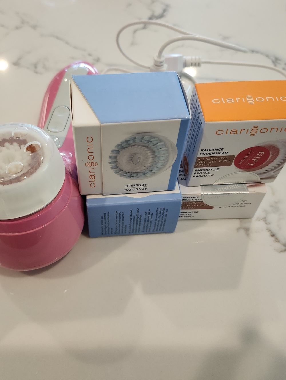 Clarisonic MIA Smart Profile In Pink with Charger And 4 Brand New Brush Heads - Picture 6 of 6